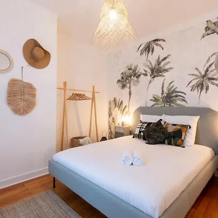 Bohemian Bakoua & Chesterfield Cottage, Hyper-centre Appartamento *